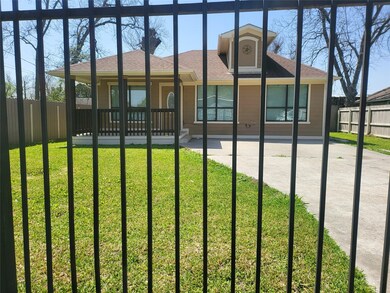 5311 Chapman St, Houston, TX 77009 - photo 3