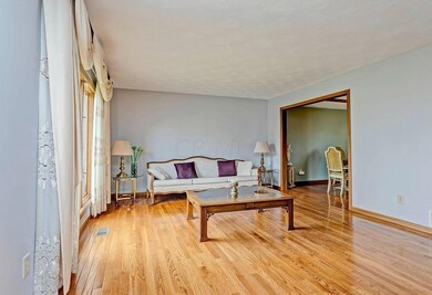 6356 Little Deer Ln, Columbus, OH 43213 - photo 2