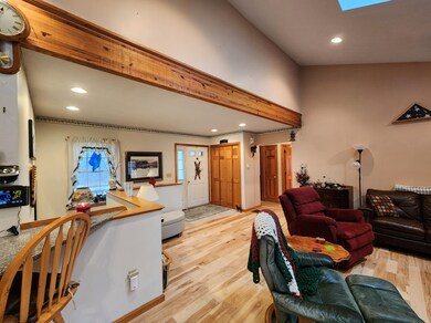 122 Goffstown Rd, Hooksett, NH 03106 - photo 7