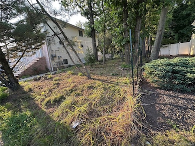 55 Quail Ln, Staten Island, NY 10309 - photo 3