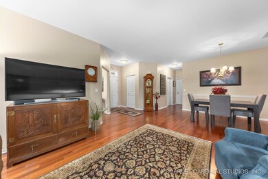 21324 W Juniper Ln, Plainfield, IL 60544 - photo 5