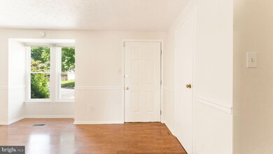 4913 Sugar Maple Ln, Dumfries, VA 22025 - photo 6