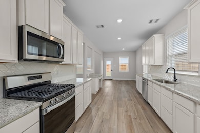 2903 Matira Beach Ln, Texas City, TX 77510 - photo 7