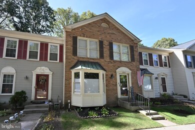 10634 Alison Dr, Burke, VA 22015 - photo 2