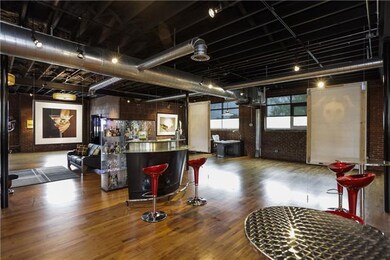 208 Elm St, Shelbyville, TN 37160 - photo 5