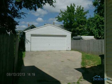 1728 Brussels St, Toledo, OH 43613 - photo 2