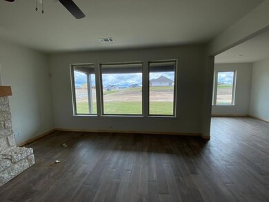 144 Llanos Dr, Decatur, TX 76234 - photo 5