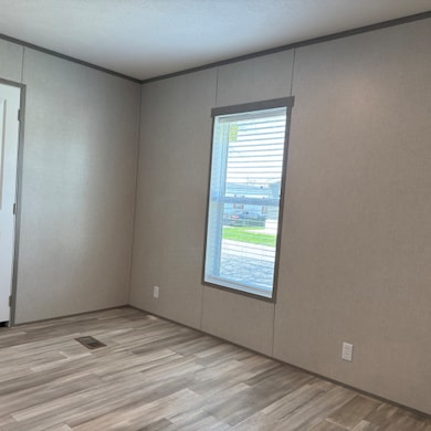 27 Crestwood Dr unit 24, Middletown, IN 47356 - photo 6