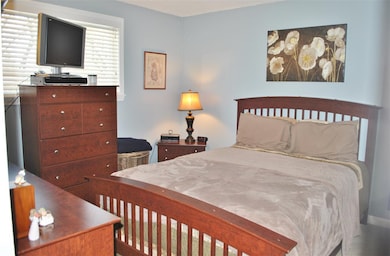 6 Chapel Hill Dr, Nashua, NH 03063 - photo 3