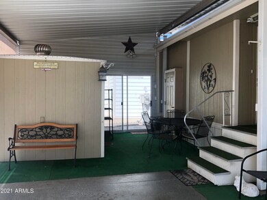 OUTDOOR SITTING AREA