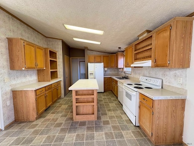 3711 Rawlins St, Cheyenne, WY 82001 - photo 5