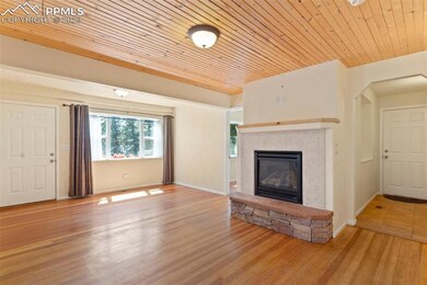 Main living room with gas fireplace