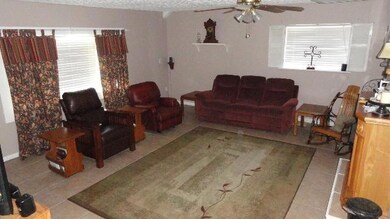 277 Rogers Dr, Manchester, TN 37355 - photo 5