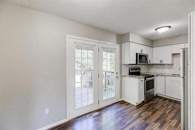1444 Vacant french doors