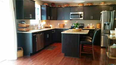 802 S Fork Dr, Easton, PA 18040 - photo 2