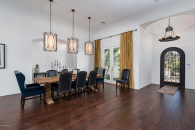 Formal Dining