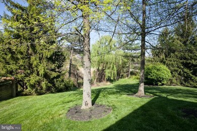 2 Shady Brook Ct, Lutherville Timonium, MD 21093 - photo 3