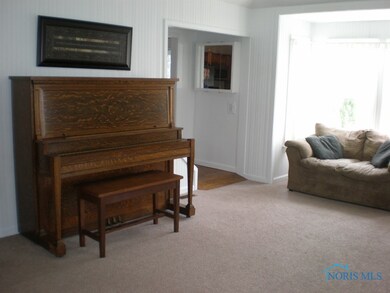 5-Living Room
