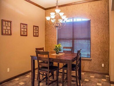 Dining Room. Check out the gorgeous pattern of til