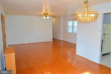 16218 Dumfries Rd, Dumfries, VA 22025 - photo 7