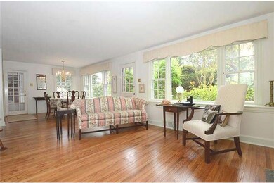 317 Hilldale Rd, Villanova, PA 19085 - photo 2