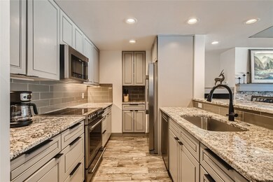 Kitchen with light hardwood / wood-style floors, h