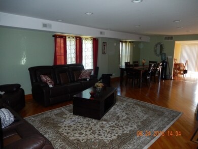 10166 Potter Rd, Des Plaines, IL 60016 - photo 4