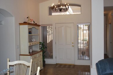 Entry, light and bright