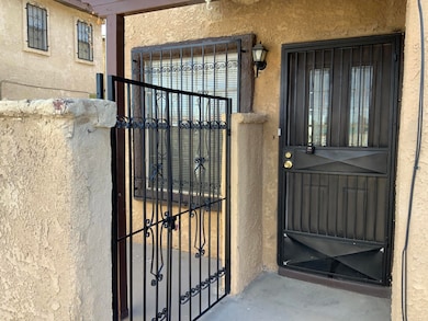 10628 Cuatro Vistas Dr, El Paso, TX 79935 - photo 2