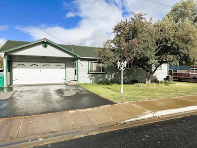 5245 Sturdivant Ave, Klamath Falls, OR 97603 - photo 3