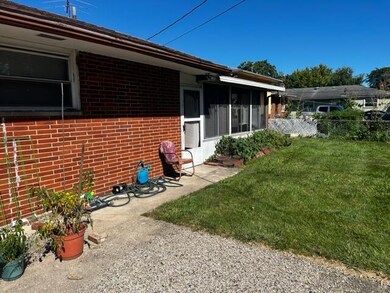 1246 Pierce Ave, Columbus, OH 43227 - photo 2