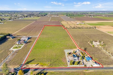 6539 E Peltier Rd, Acampo, CA 95220 - photo 3