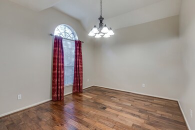 2 Merryvale Dr, Spring, TX 77382 - photo 4