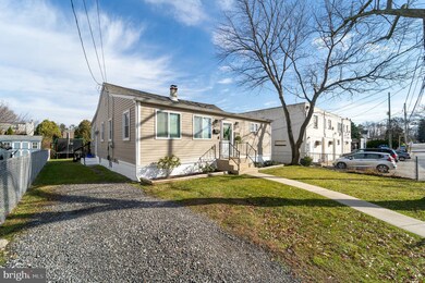 310 Springfield Ave, Folsom, PA 19033 - photo 2