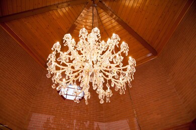 Living room ceiling