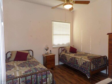A Bedroom 2 (Large)