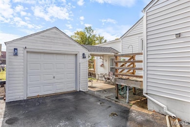 408 E Elm St, Desloge, MO 63601 - photo 5