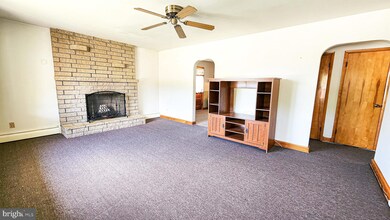 714 Clover Ave, Essex, MD 21221 - photo 6