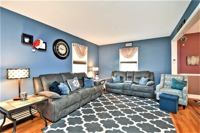 2113 Kemmerer St, Bethlehem, PA 18017 - photo 5