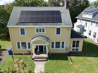 127 Lambert Ave, Meriden, CT 06451 - photo 2