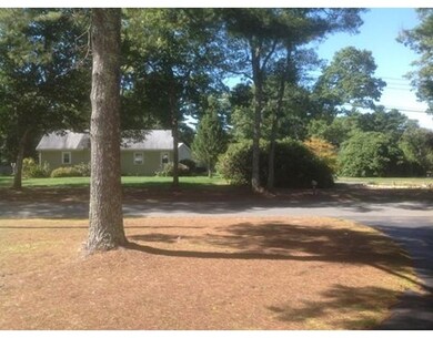 1 Glenwood Cir, Wareham, MA 02571 - photo 3