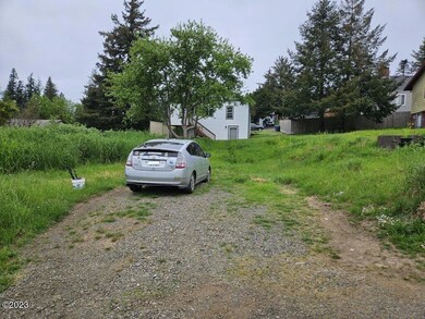 T/L 8601 Fir St, Toledo, OR