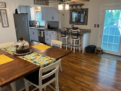 58 Robin Hood Rd, Nashua, NH 03062 - photo 5