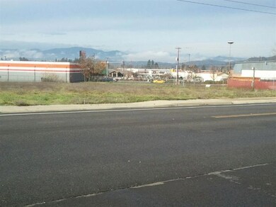 1622 Harbeck Rd, Grants Pass, OR 97527 - photo 2