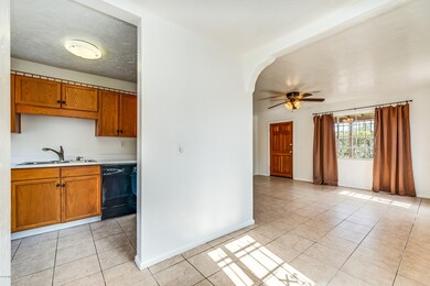 U1_Kitchen_LR
