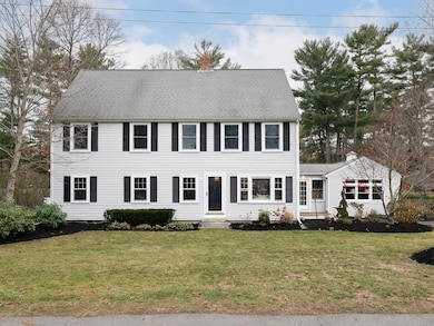 12 Spruce Ln, Duxbury, MA 02332 - photo 2