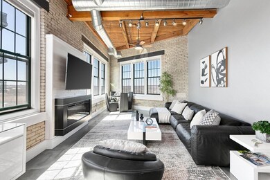 43 Charlton St unit B-509, Everett, MA 02149 - photo 2