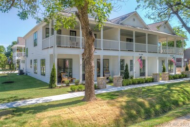 426 W El Paso St, Broken Arrow, OK 74012 - photo 2