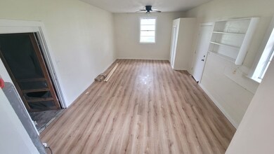 2717 Nichols Ave, Bay City, TX 77414 - photo 7