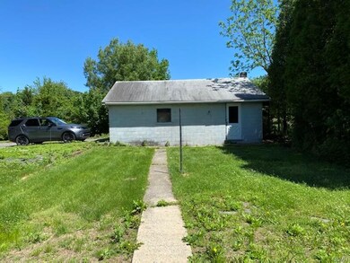 2859 Welshtown Rd, Slatington, PA 18080 - photo 4
